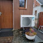 Montaż pompy ciepła Warszawa i okolice – instalacja jednostki zewnętrznej